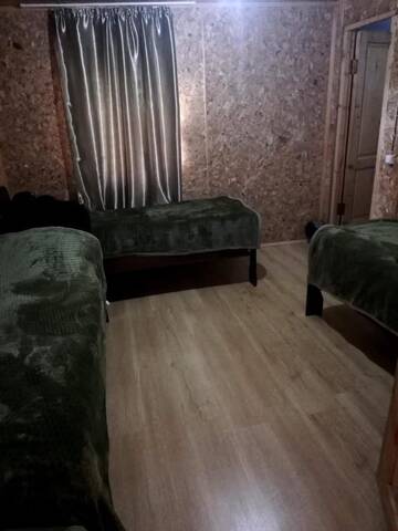 Фото номера Трехместный номер с душем Гостевой дом Guest House Old Omalo г. Омало 3